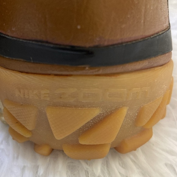 NIKE ZOOM KYNSI JACQUARD/FAUX LEATHER,WOMEN,BROWN/TAN WATERPROOF BOOTS.SIZE-7.5 - Picture 11 of 11